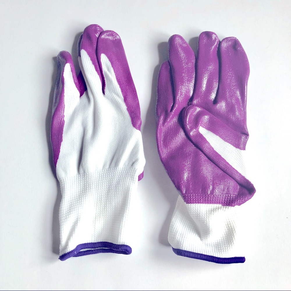 3/$10 NEW NITRILE PALM GARDENING GLOVES 1 Pair Women’s NWOT